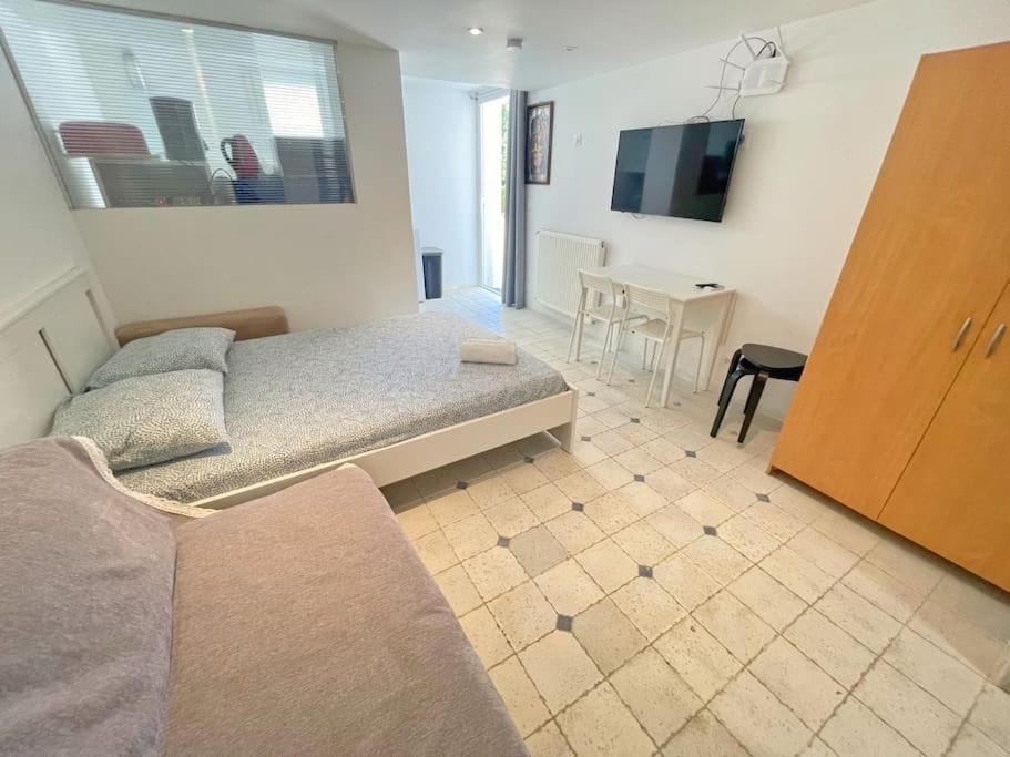 Villa 4 Appartements - Proche Centre Cagnes-sur-Mer Exterior foto